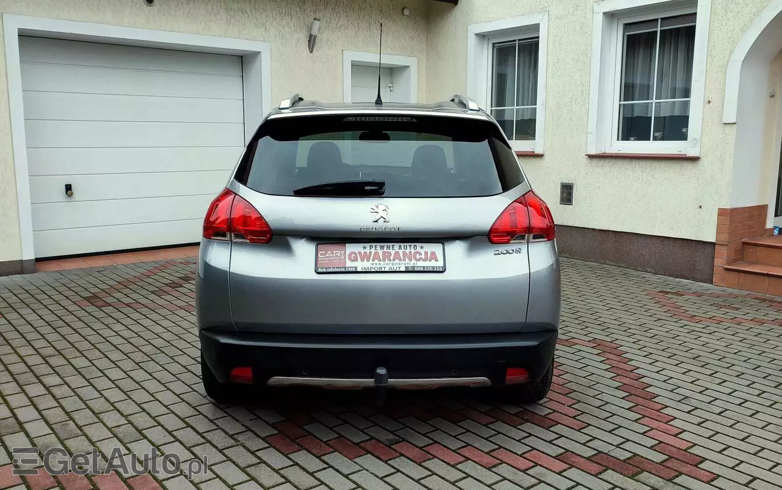 PEUGEOT 2008 PureTech 82 Allure