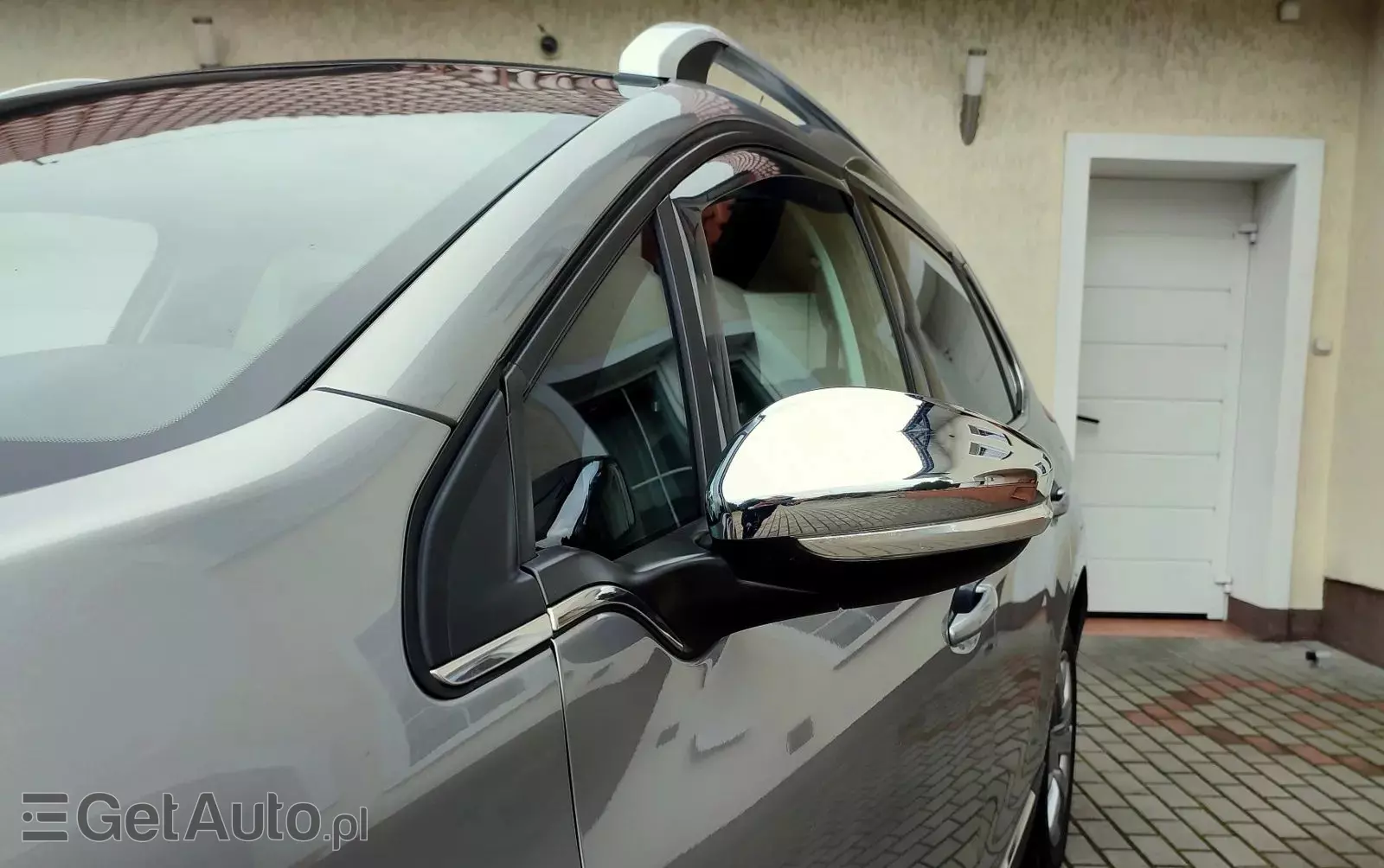 PEUGEOT 2008 PureTech 82 Allure