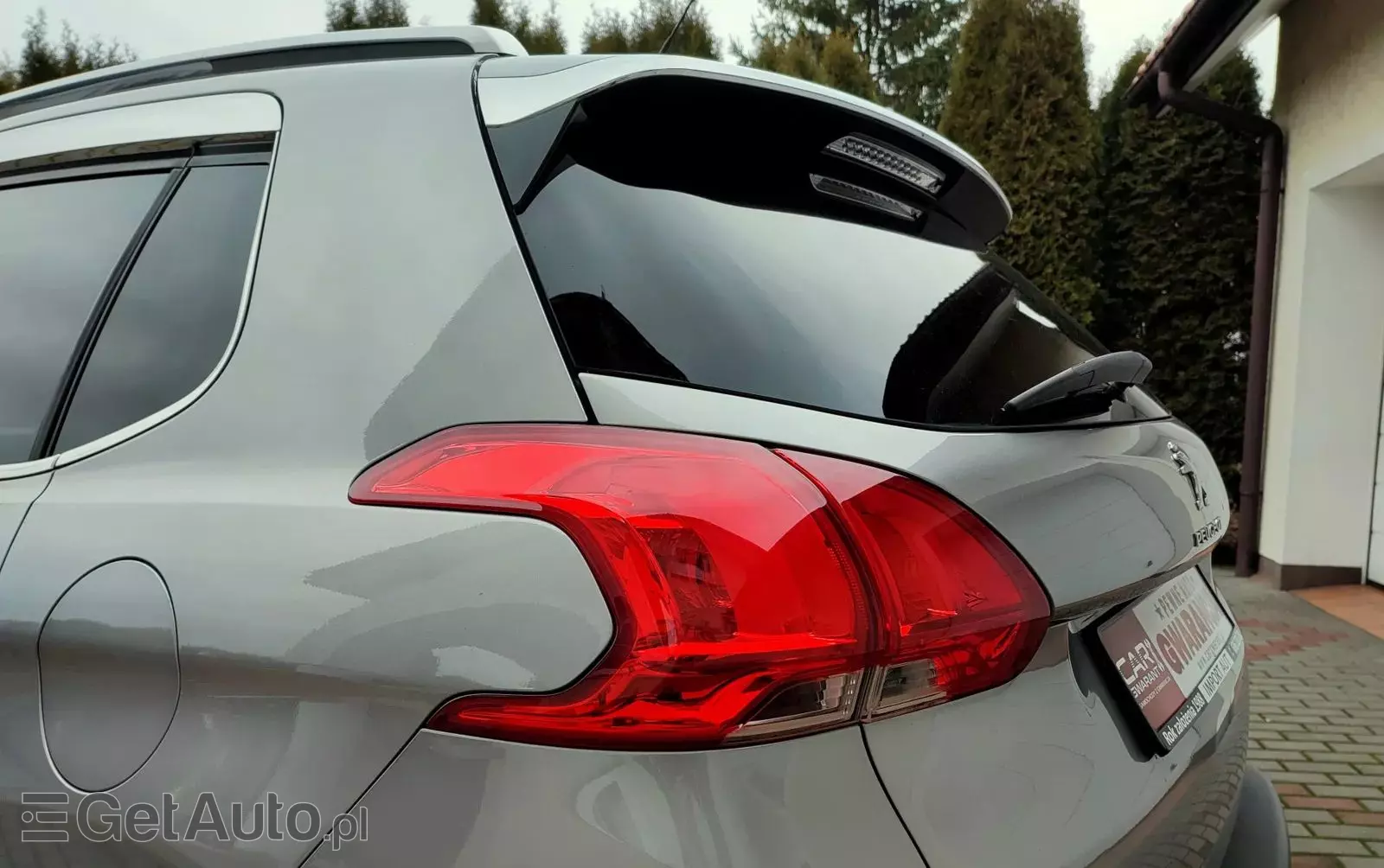 PEUGEOT 2008 PureTech 82 Allure