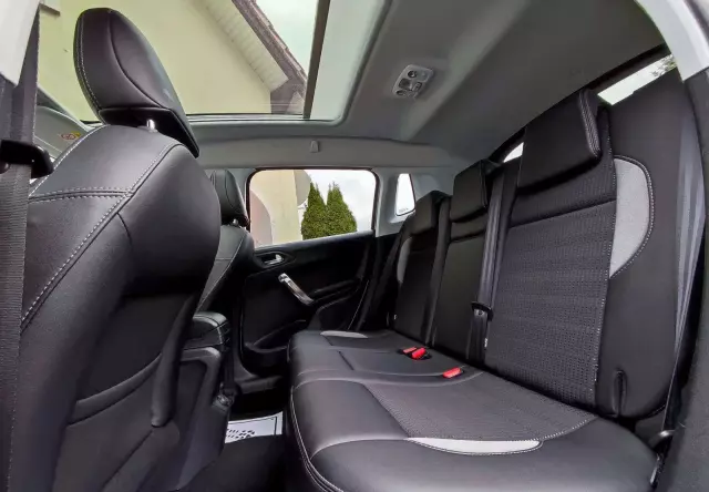 PEUGEOT 2008 PureTech 82 Allure