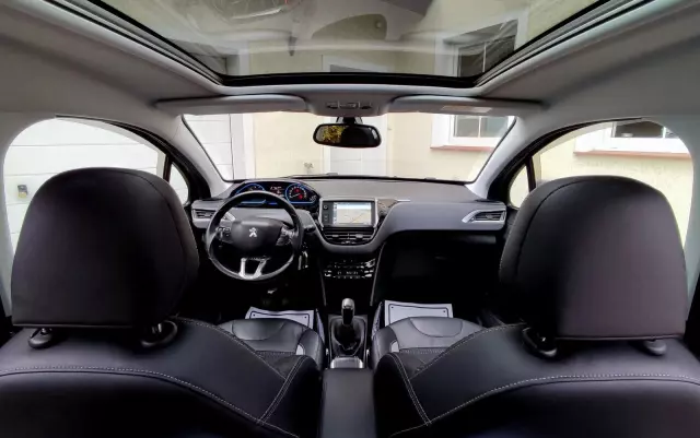 PEUGEOT 2008 PureTech 82 Allure