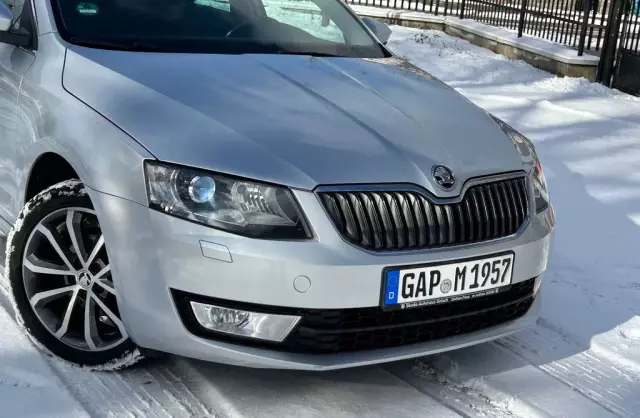 SKODA Octavia 1.6 TDI (110 KM)