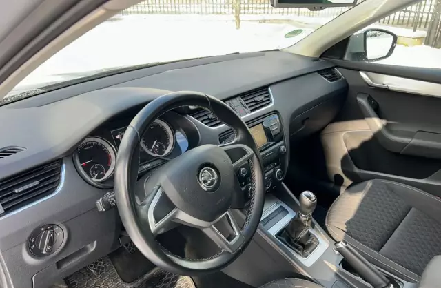 SKODA Octavia 1.6 TDI (110 KM)