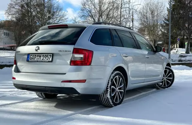SKODA Octavia 1.6 TDI (110 KM)
