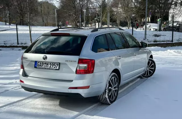 SKODA Octavia 1.6 TDI (110 KM)