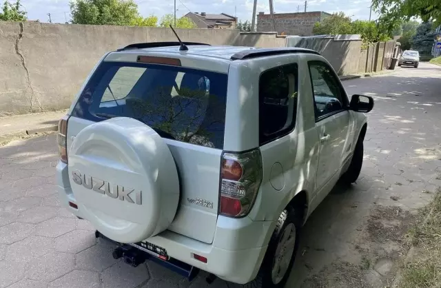 SUZUKI Grand Vitara 
