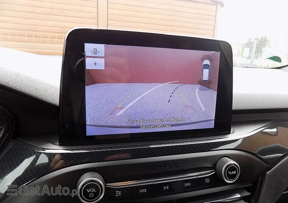 FORD Focus SW Ver-turnier-1-5-ecoblue-start--stopp--system-st--line-design