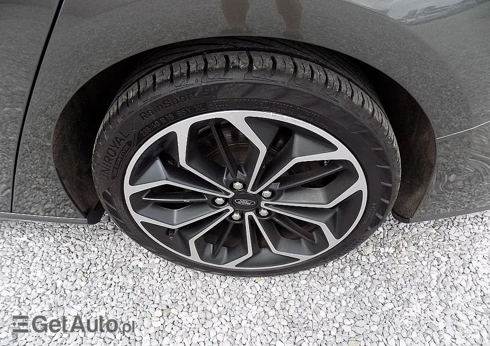 FORD Focus SW Ver-turnier-1-5-ecoblue-start--stopp--system-st--line-design