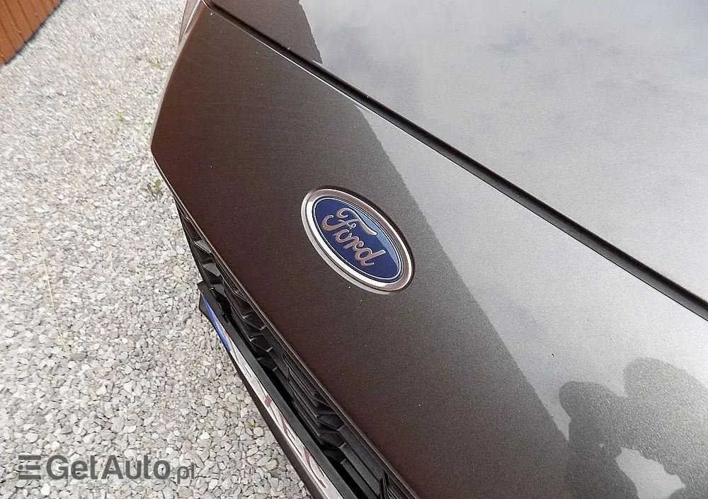 FORD Focus SW Ver-turnier-1-5-ecoblue-start--stopp--system-st--line-design