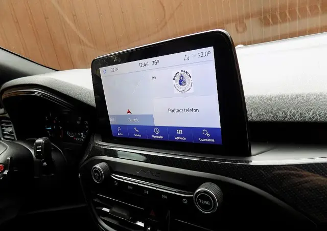 FORD Focus SW Ver-turnier-1-5-ecoblue-start--stopp--system-st--line-design