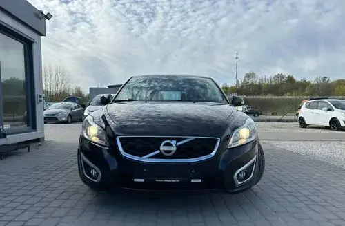 VOLVO C30 