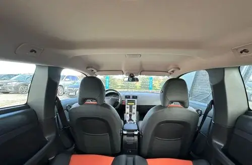 VOLVO C30 