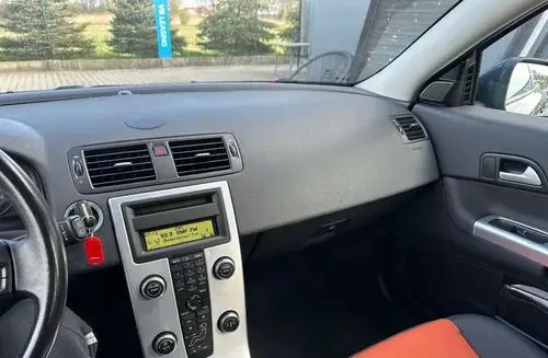 VOLVO C30 