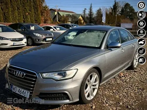 AUDI S6 