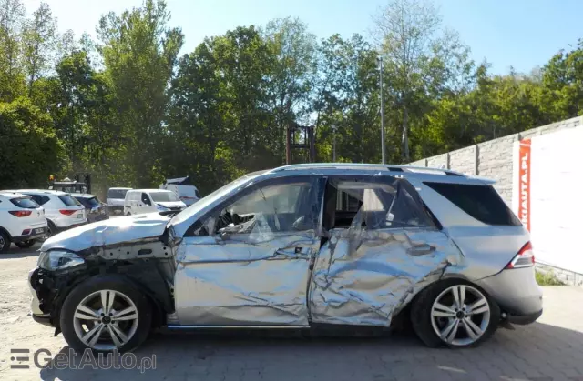 MERCEDES-BENZ ML 250 BlueTEC 4MATIC 7G-TRONIC