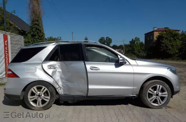 MERCEDES-BENZ ML 250 BlueTEC 4MATIC 7G-TRONIC