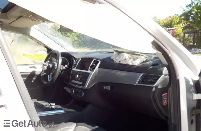 MERCEDES-BENZ ML 250 BlueTEC 4MATIC 7G-TRONIC