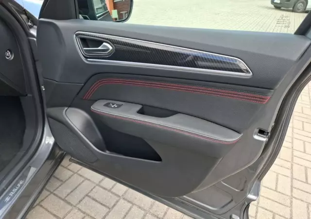 RENAULT Arkana 1.6 E-TECH R.S Line MMT