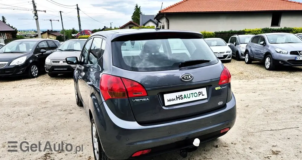 KIA Venga 1.6 CVVT Titanium Collection