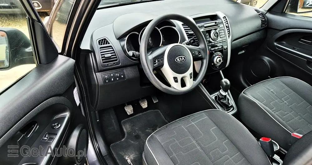 KIA Venga 1.6 CVVT Titanium Collection