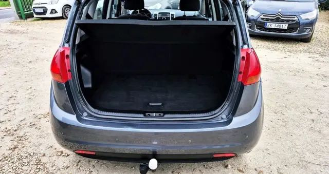 KIA Venga 1.6 CVVT Titanium Collection