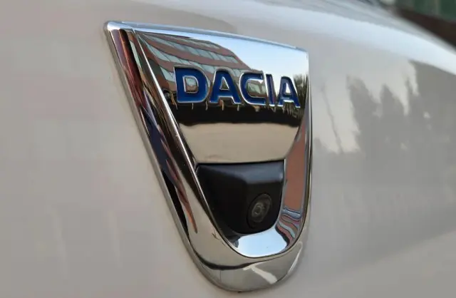 DACIA Spring 