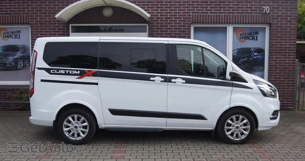 FORD Tourneo Custom 2.0 EcoBlue L1 Sport SelectShift
