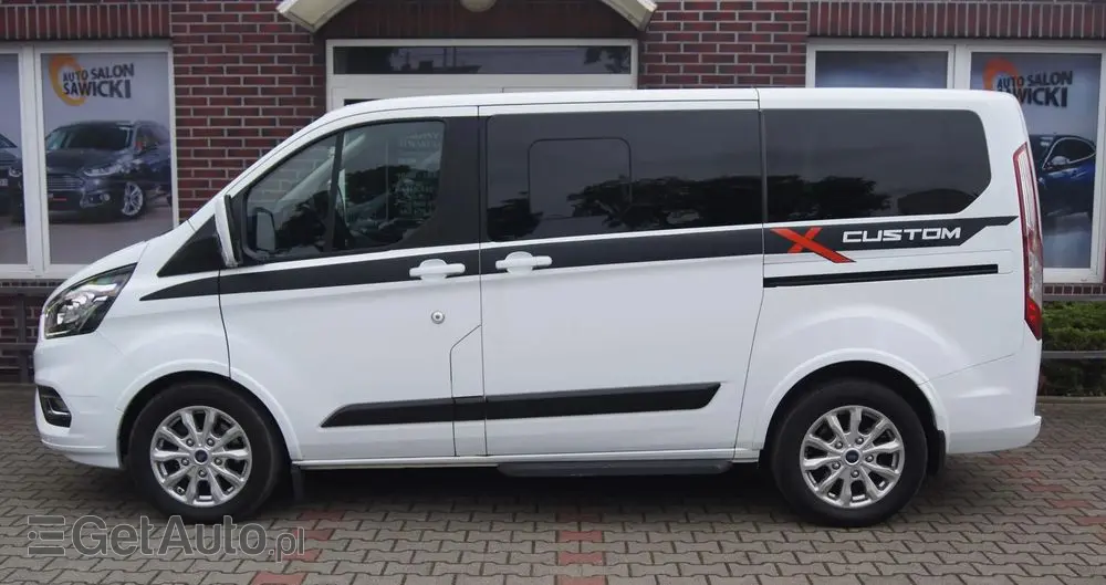 FORD Tourneo Custom 2.0 EcoBlue L1 Sport SelectShift