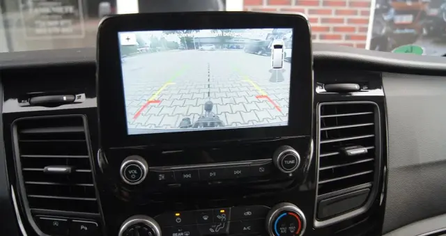 FORD Tourneo Custom 2.0 EcoBlue L1 Sport SelectShift