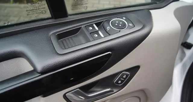 FORD Tourneo Custom 2.0 EcoBlue L1 Sport SelectShift