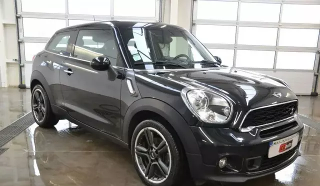 MINI  Mini Paceman 