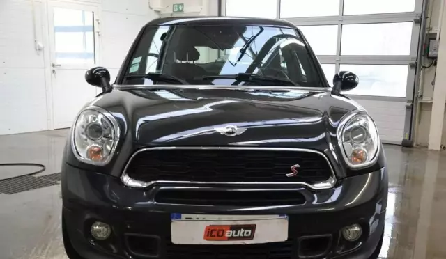 MINI  Mini Paceman 