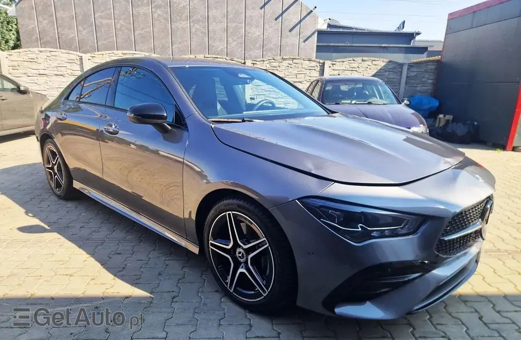MERCEDES-BENZ CLA 
