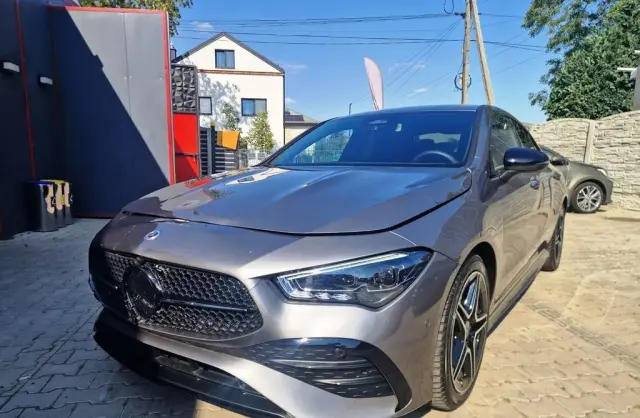 MERCEDES-BENZ CLA 