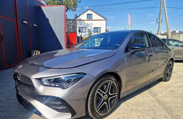 MERCEDES-BENZ CLA 