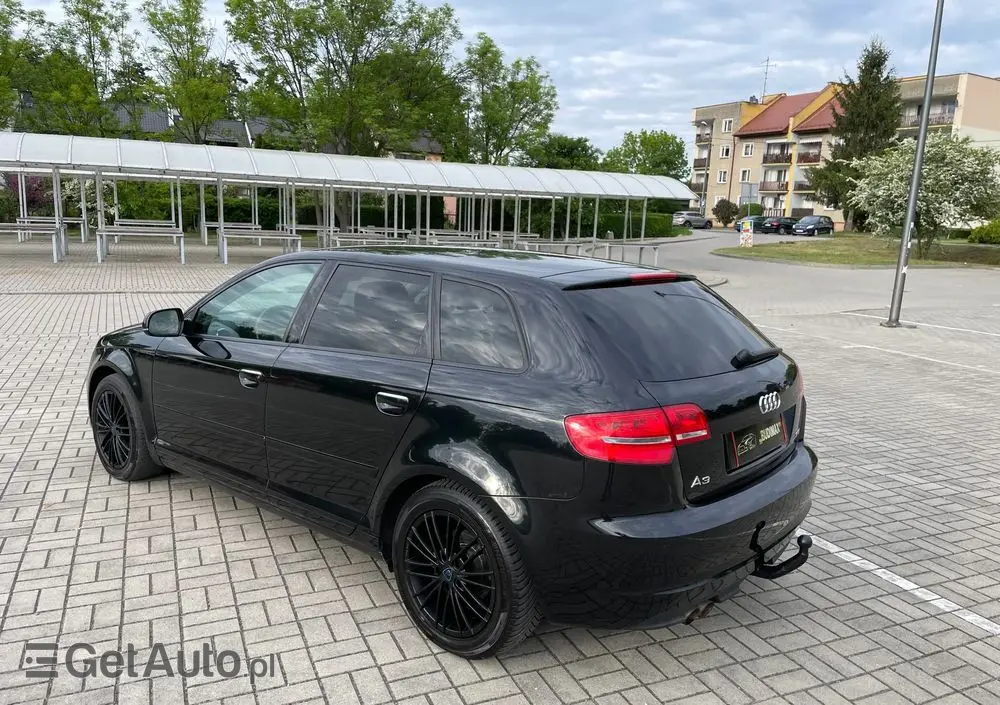 AUDI A3 Sportback 
