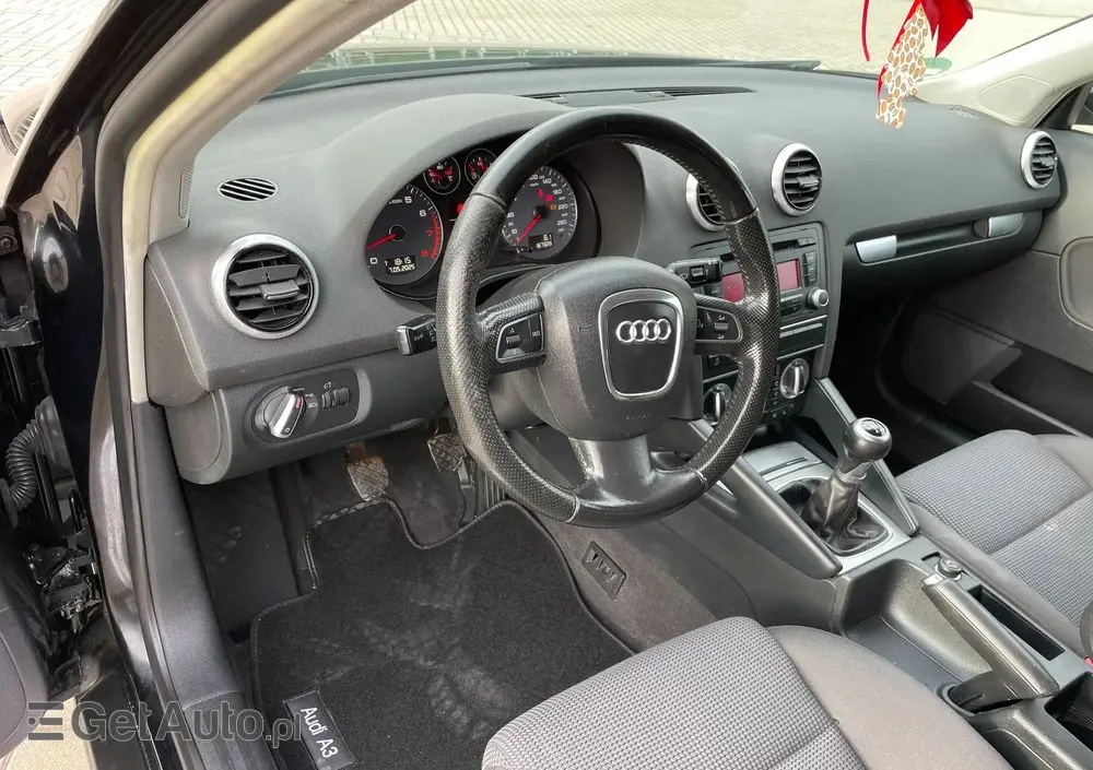AUDI A3 Sportback 