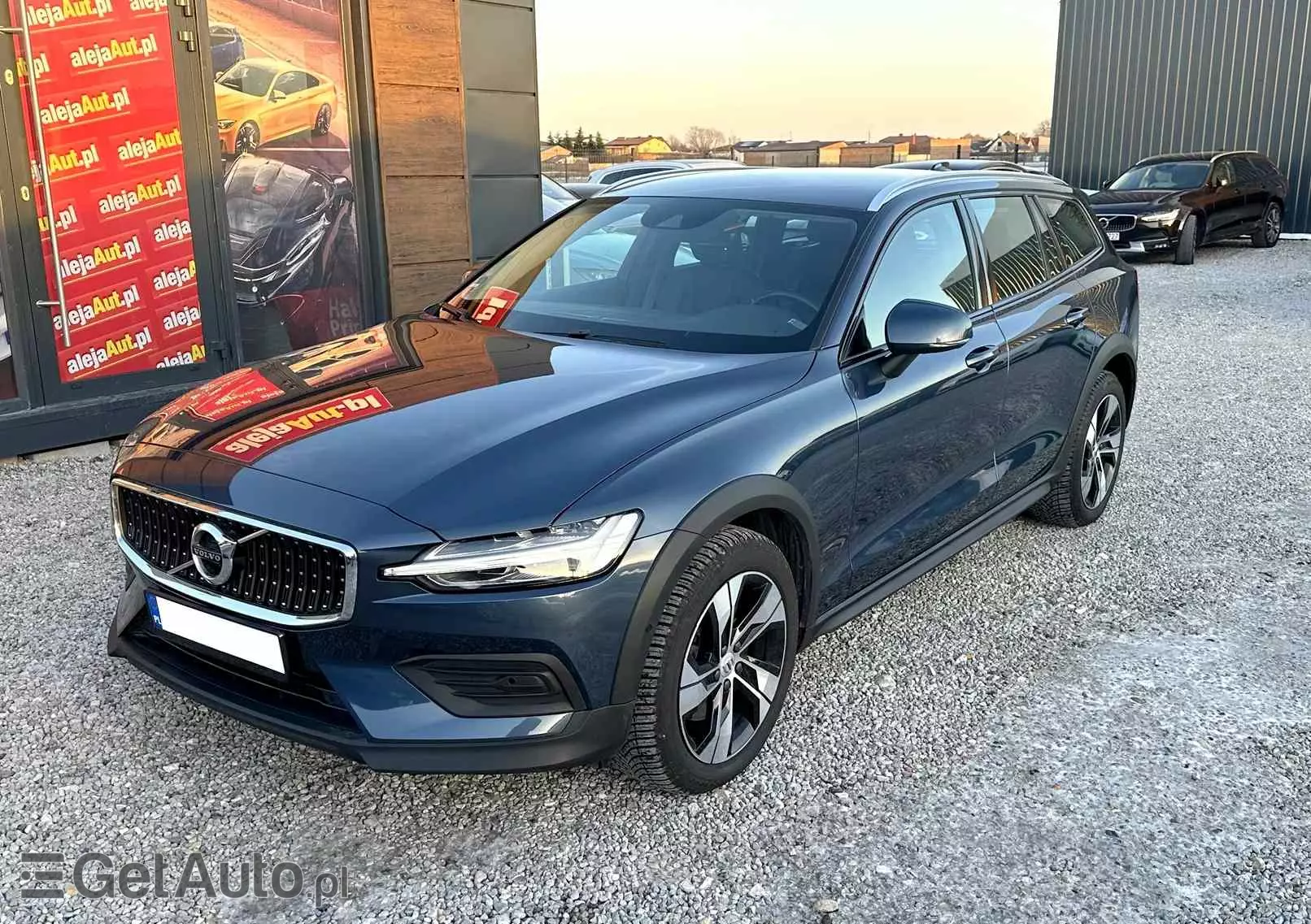 VOLVO V60 Cross Country Pro D4 AWD