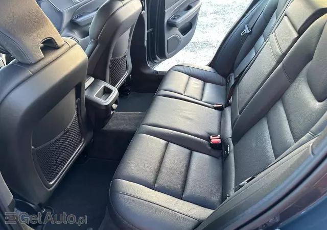 VOLVO V60 Cross Country Pro D4 AWD