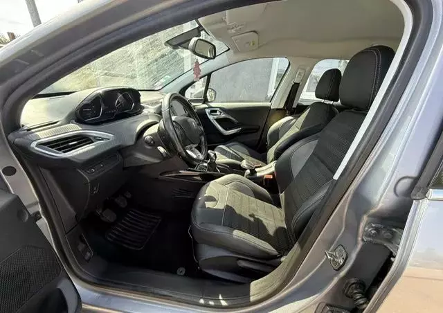 PEUGEOT 2008 1.2 Pure Tech GPF Crossway S&S