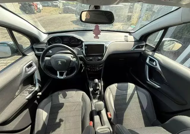 PEUGEOT 2008 1.2 Pure Tech GPF Crossway S&S