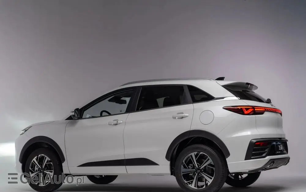 JAC JS6 