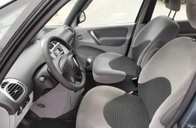 CITROEN Xsara Picasso 