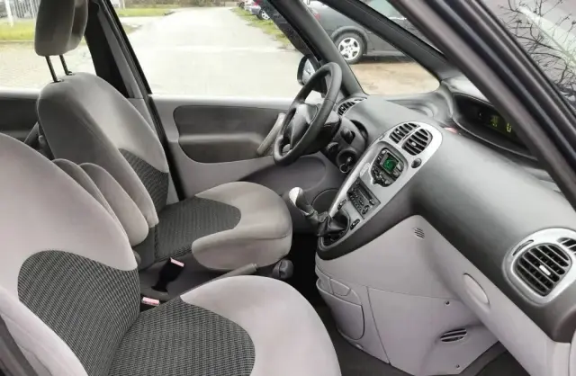 CITROEN Xsara Picasso 
