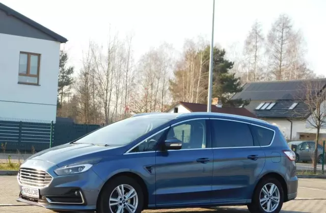 FORD S-MAX 