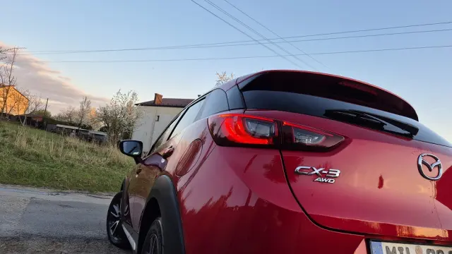 MAZDA CX-3 SKYACTIV-G 150 i-ELOOP AWD Sports-Line