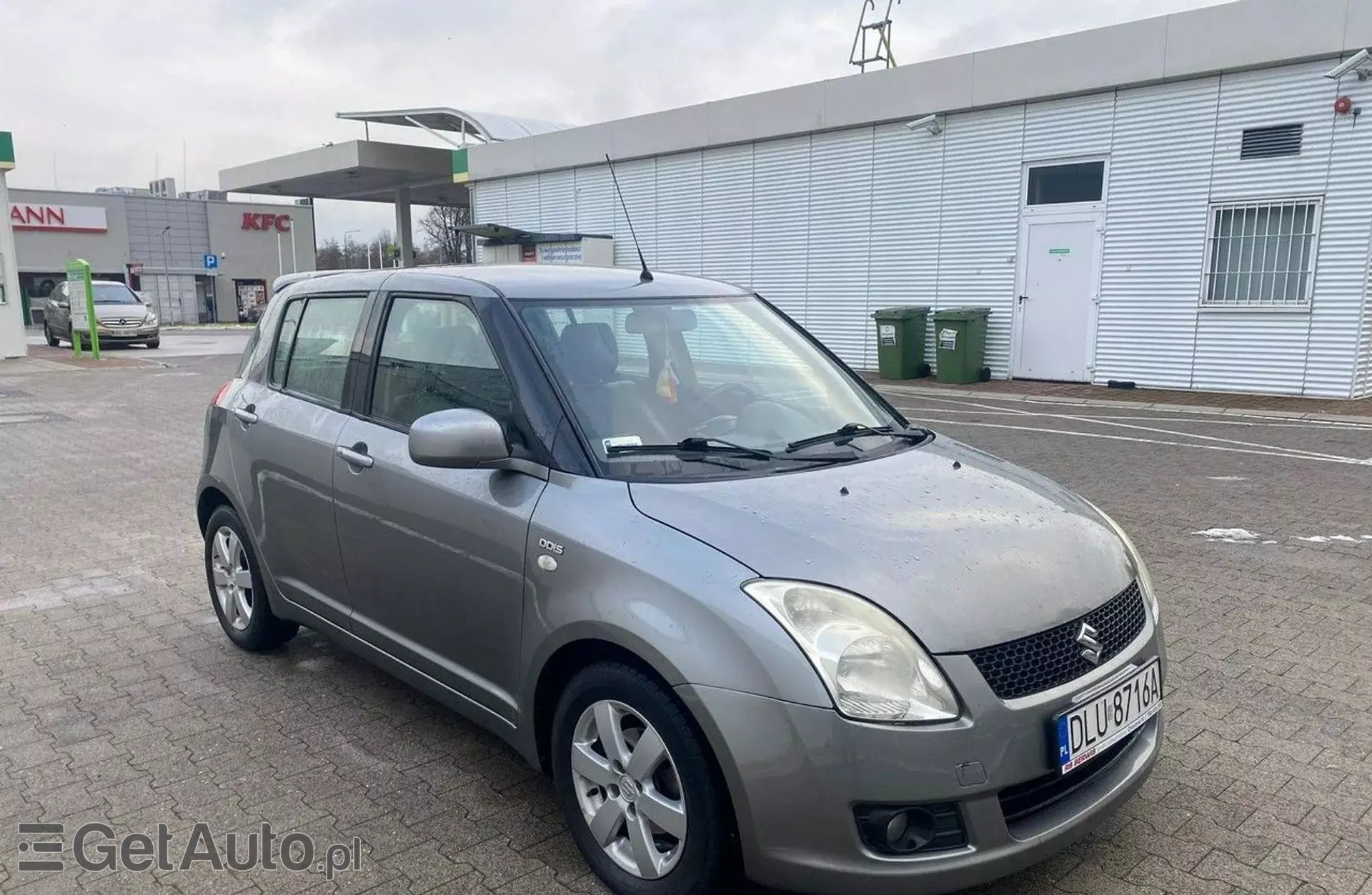 SUZUKI Swift 