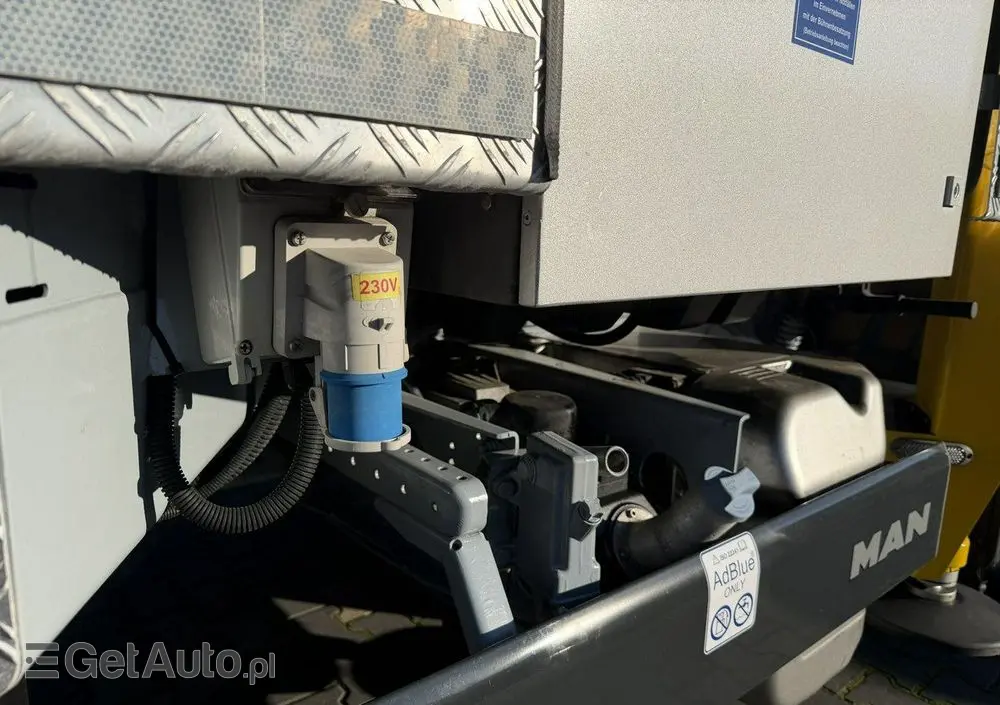 MAN TGL 7.150 Zwyżka Ruthmann T330 33-Metry w bok 21m Mały przebieg 