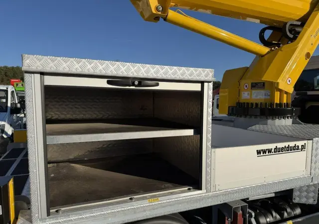 MAN TGL 7.150 Zwyżka Ruthmann T330 33-Metry w bok 21m Mały przebieg 