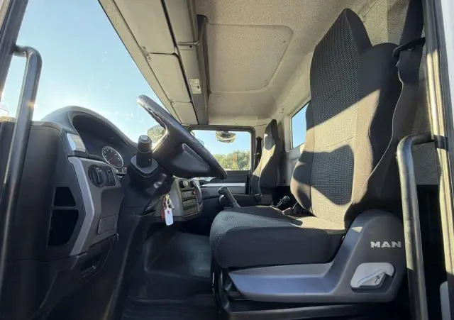 MAN TGL 7.150 Zwyżka Ruthmann T330 33-Metry w bok 21m Mały przebieg 